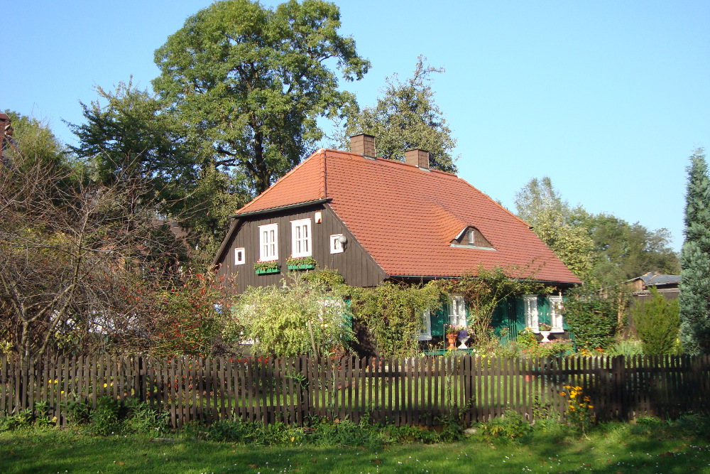 DOMEK