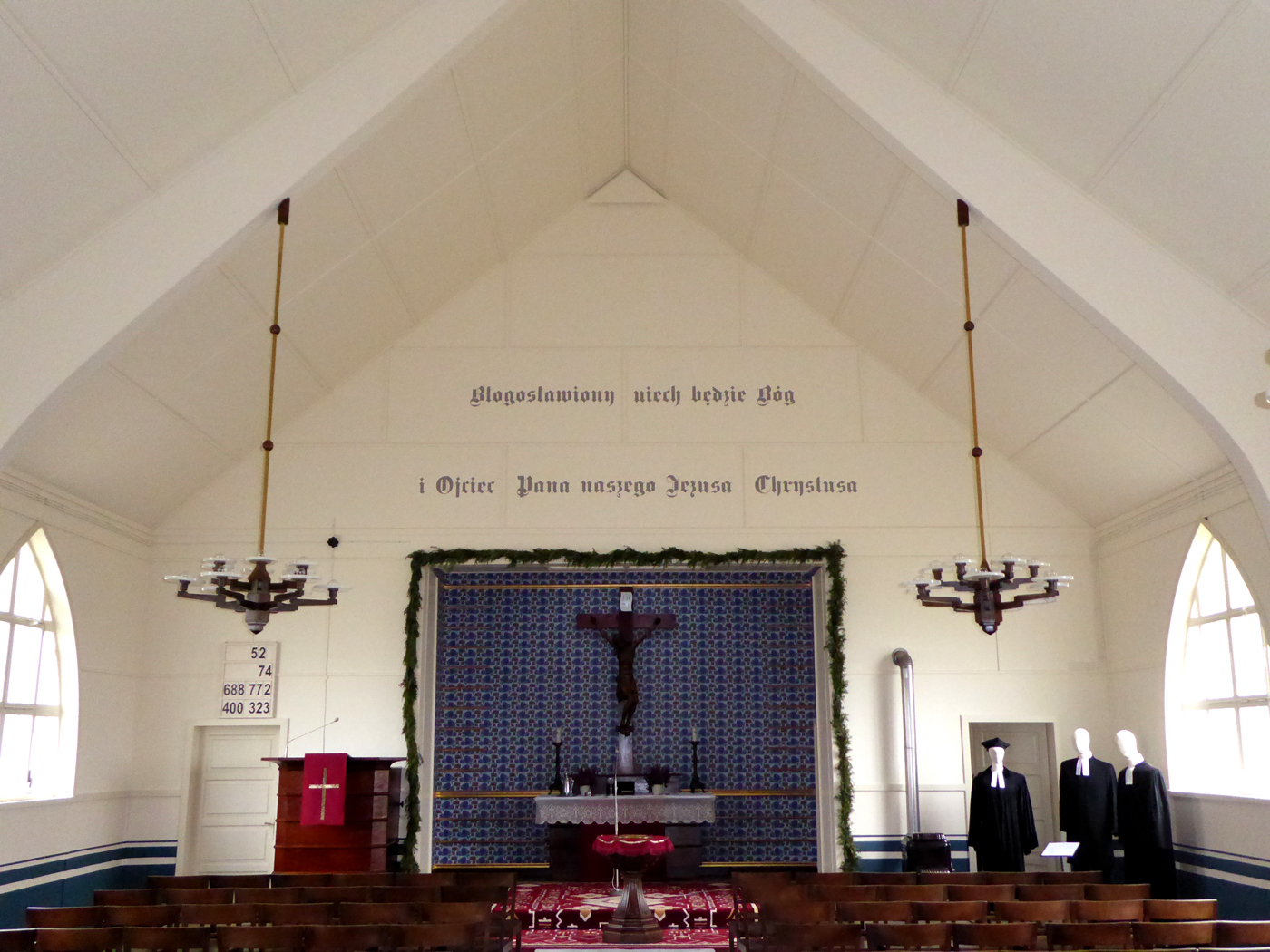 Wnętrze kościoła ewangelicko-augsburskiego w chorzowskim skansenie, foto Adam Lapski img 43412